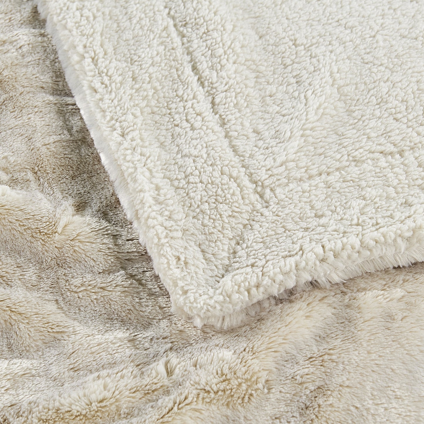 Plain Faux Fur Throw