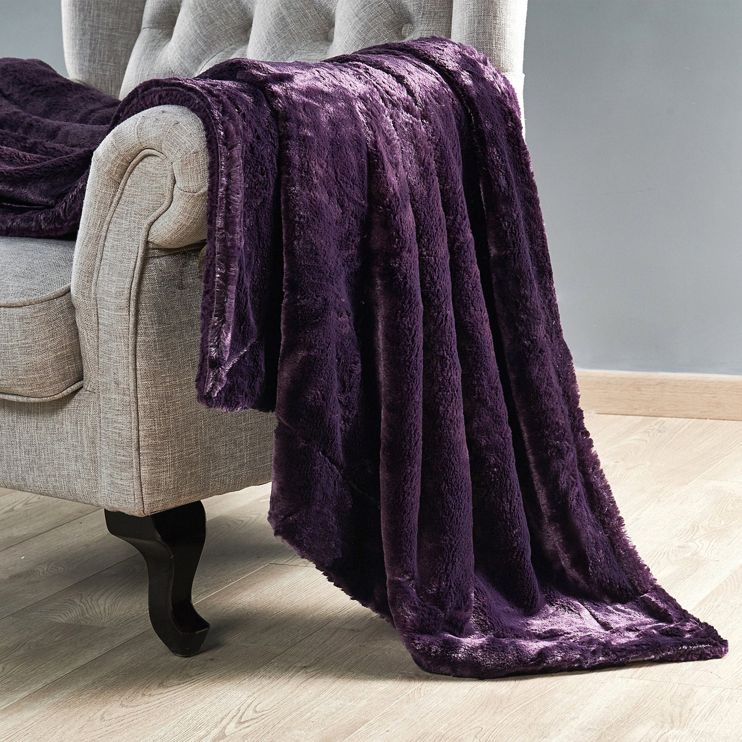 Plain Faux Fur Throw