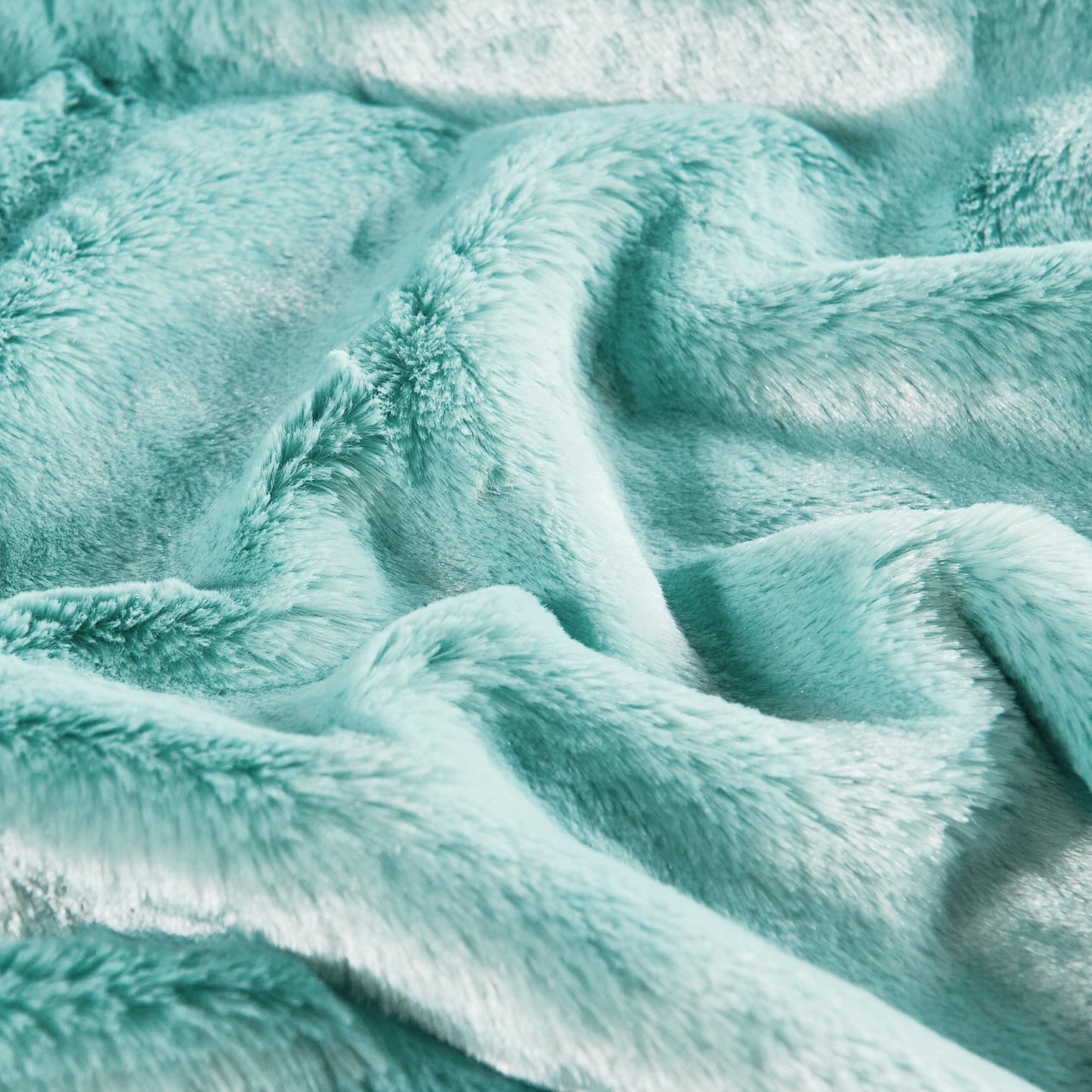 Plain Faux Fur Throw