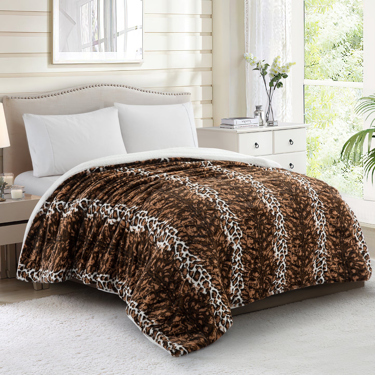 Animal Nature Faux Fur & Sherpa Backing Blanket